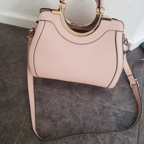 Purse - Picture 3 of 4